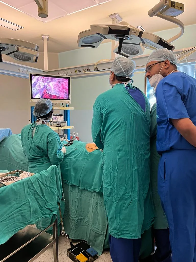 Doing Bilateral ETep for inguinal hernia