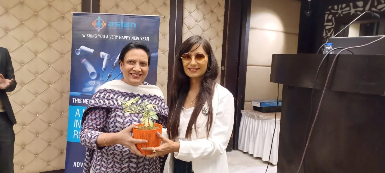 Nursing Home Association Faridabad aware about Robotics surgery and its application and benefits.