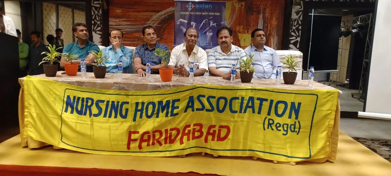 Nursing Home Association Faridabad aware about Robotics surgery and its application and benefits.