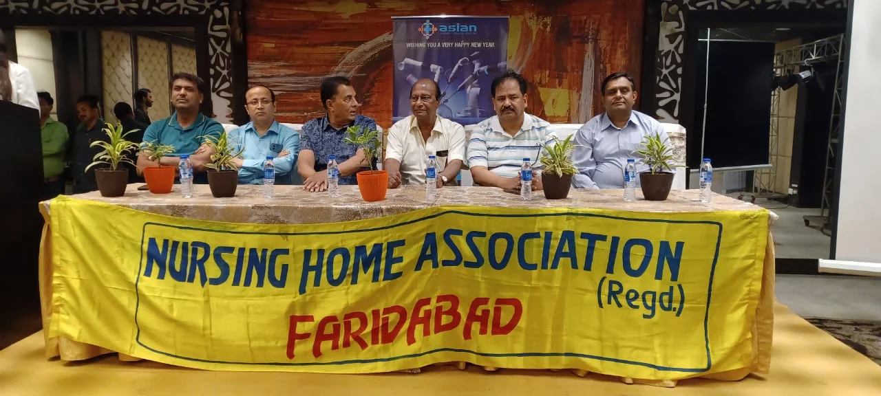 Nursing Home Association Faridabad aware about Robotics surgery and its application and benefits.