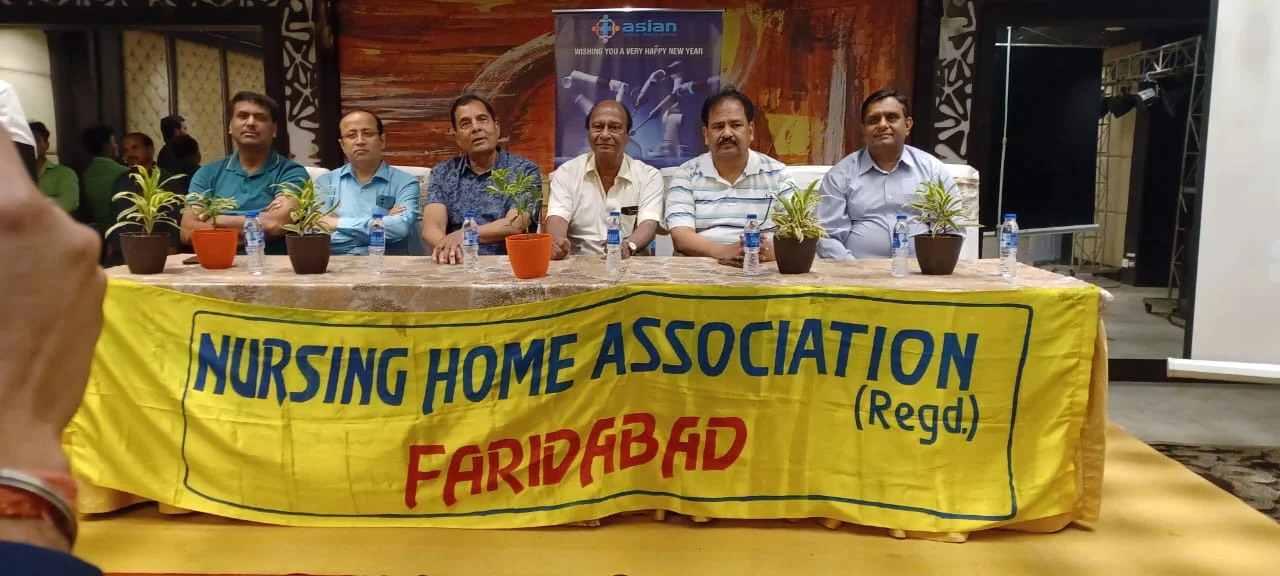Nursing Home Association Faridabad aware about Robotics surgery and its application and benefits.